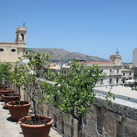 Kantharos House Nyaraló Avola