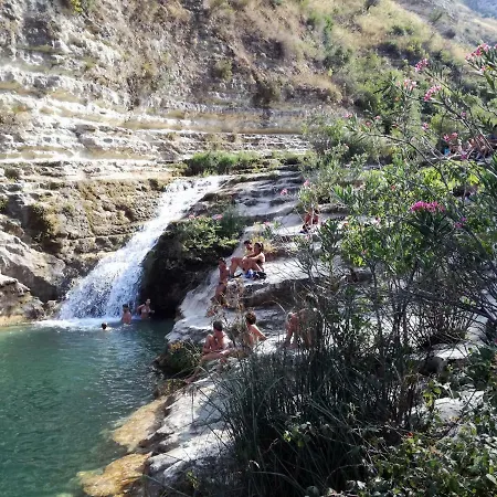Kantharos House Nyaraló Avola